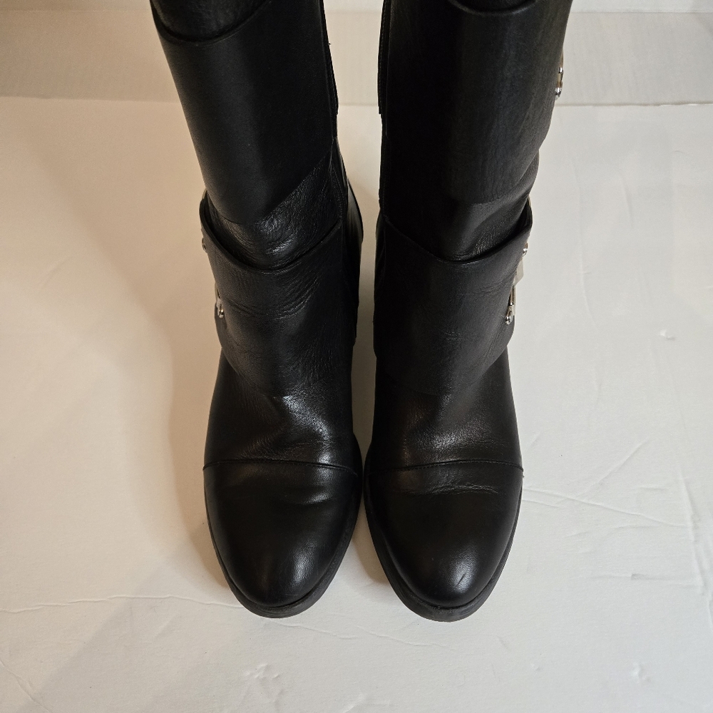 Donald J. Pliner Women's Black Leather Ankle Boots, Buckle, Sz. 6 - Picture 8 of 16